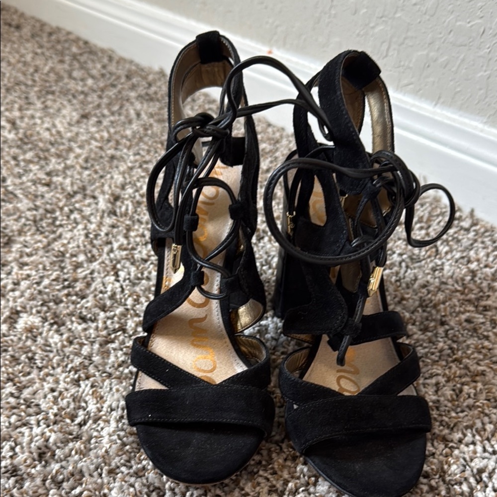 Elegant Black Strappy Women's Sandals